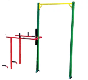 Вуличний турнік і бруси