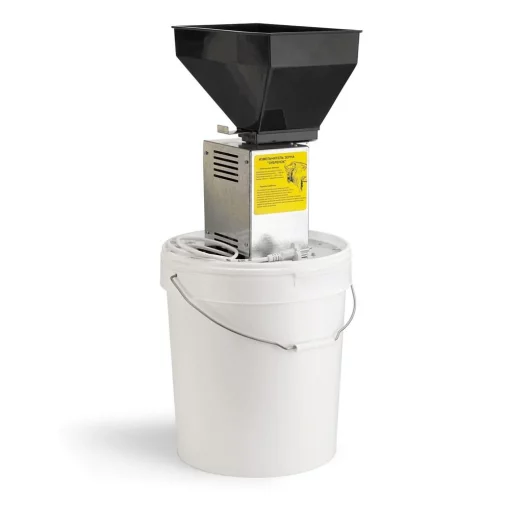 Зернодробарка електрична Зубрьонок з бочкою 22 літри 350 кг/годину