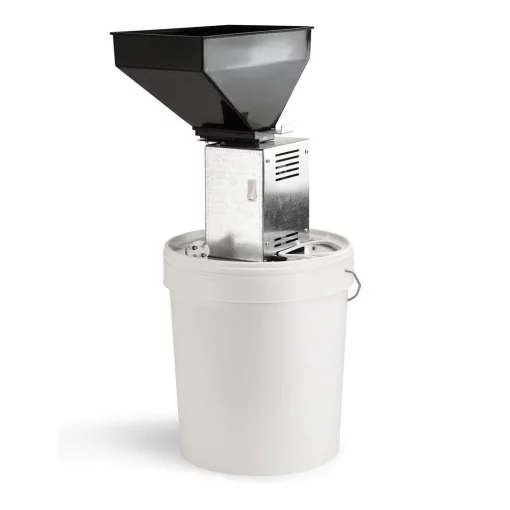 Зернодробарка електрична Зубрьонок з бочкою 22 літри 350 кг/годину