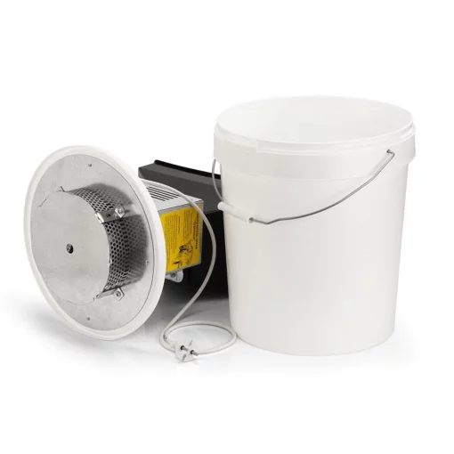 Зернодробарка електрична Зубрьонок з бочкою 22 літри 350 кг/годину