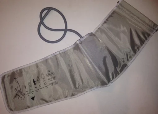 Манжета ЛЮКС для електронного тонометра, р-р М-L, подовжена (22-42 см)