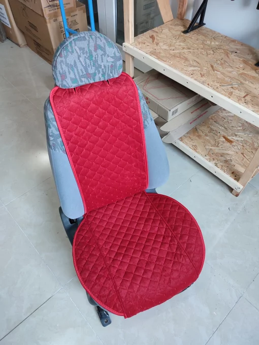 Накидки на сидіння авто з АЛЬКАНТАРИ (штучної замші). Червоні. 2 передніх