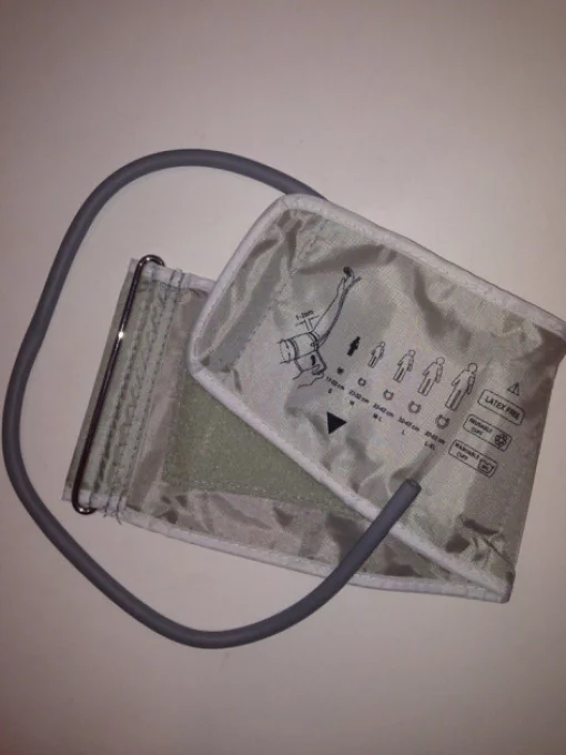 Манжета ЛЮКС для електронного тонометра, на худу руку (17-22 см)