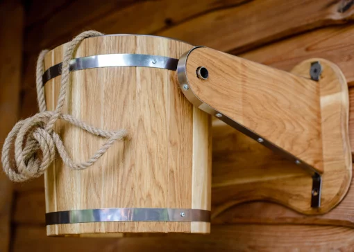 Водоспад із дуба 10 л. з нерж. вставкою