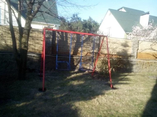 Двомісні гойдалки для всієї родини