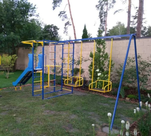 Спортивно-ігровий комплекс з гіркою і гойдалками вуличний