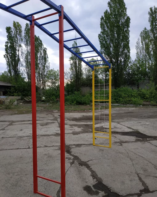 Вуличний рукохід, металевий.