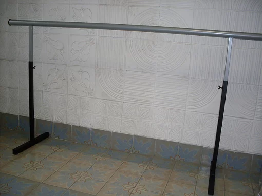 Балетний хореографічний станок. 2 метри. Металевий.