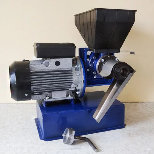 Маслопрес ПШУ-6 - Побутовий Шнековий Універсальний, 6л/год