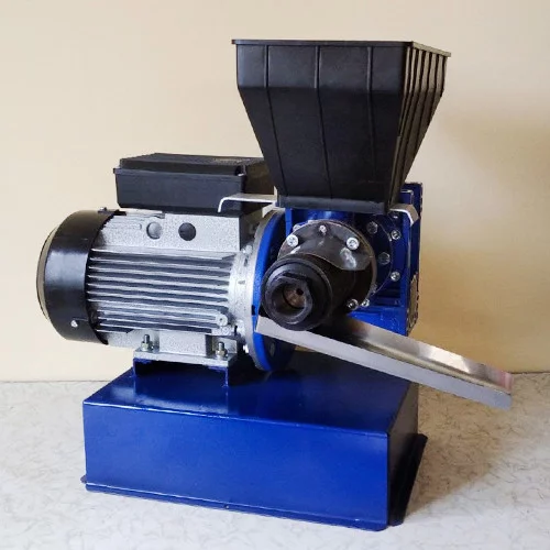 Маслопрес ПШУ-6 - Побутовий Шнековий Універсальний, 6л/год