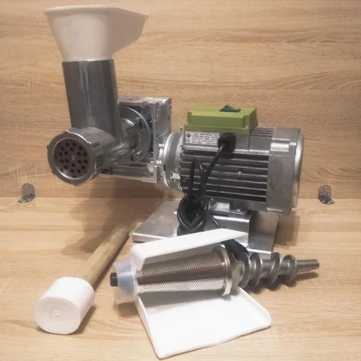 М'ясорубка Мрія-МС-550 з редуктором, для м'яса (до 60 кг/час), для томатного соку (до 150 кг/час), 0.55 кВт