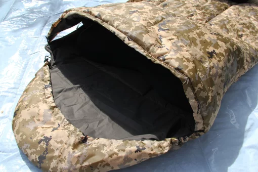 Спальник зимовий до -20° Спальний мішок зимовий широкий 85*205см з капюшоном спальник ковдра Піксель