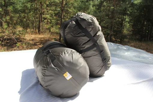 Спальний мішок зима Дубок стьобаний, водонепроникний спальник ковдру з капюшоном та компресійним мішком